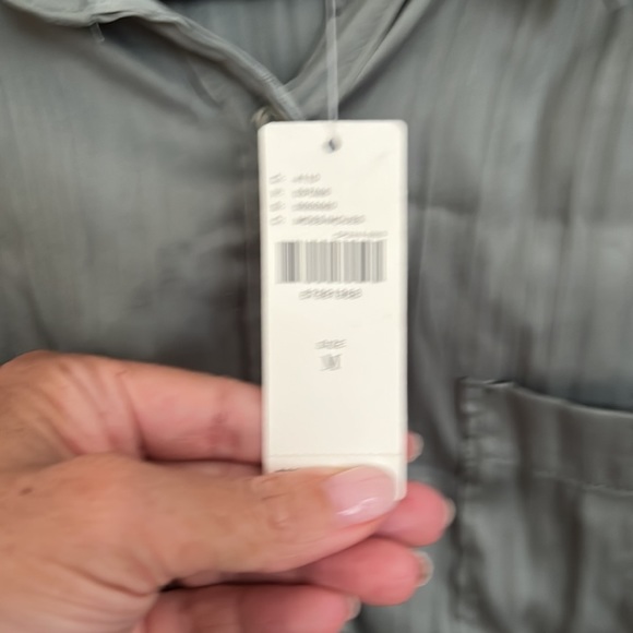 Anthropology crinkle button down shirt - Picture 4 of 5